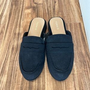 New never worn Torrid Black Slip-On Loafers size 8 WW
